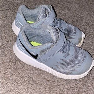 children’s nikes